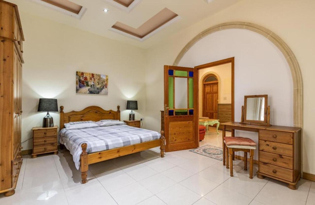 Ta' Marija Home Sliema Bagian luar foto